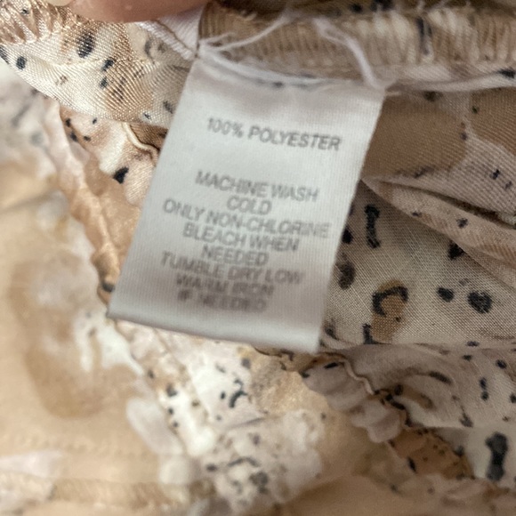 Loft Top - Picture 8 of 8